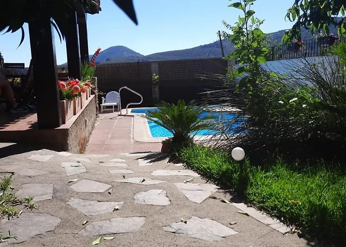 Leonor Con Piscina Privada *