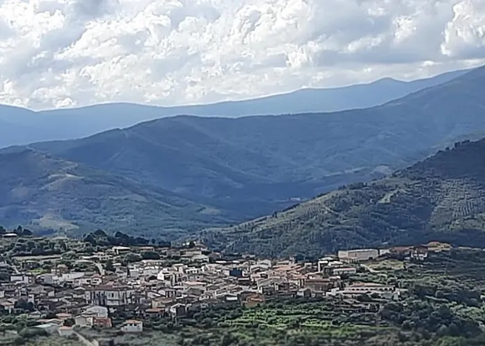 Leonor Con Piscina Privada Casar de Palomero