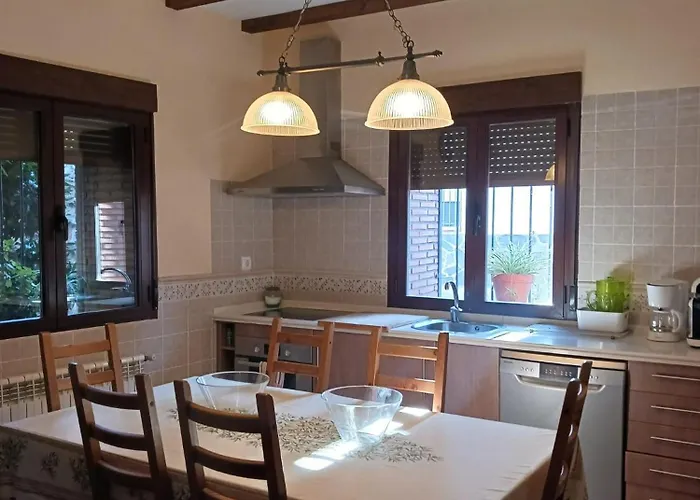 Leonor Con Piscina Privada *