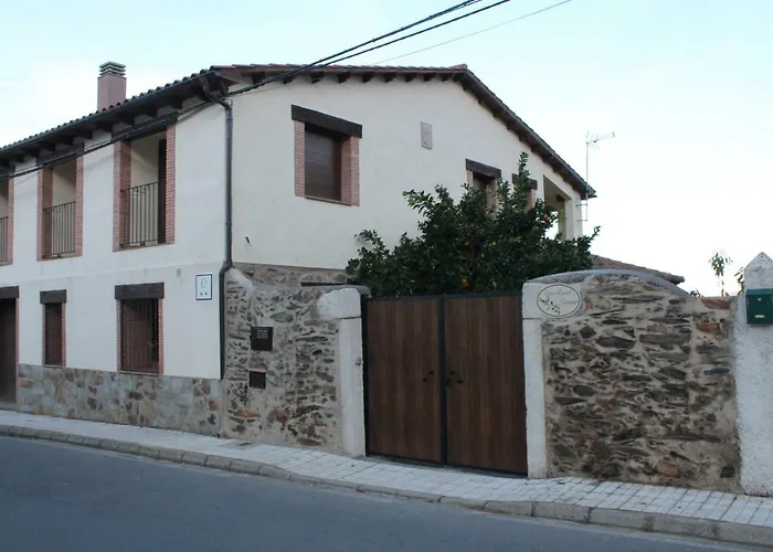 Leonor Con Piscina Privada Casar de Palomero